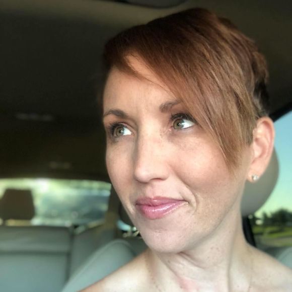 Meet your Posher, Rebecca - Picture 1 of 1